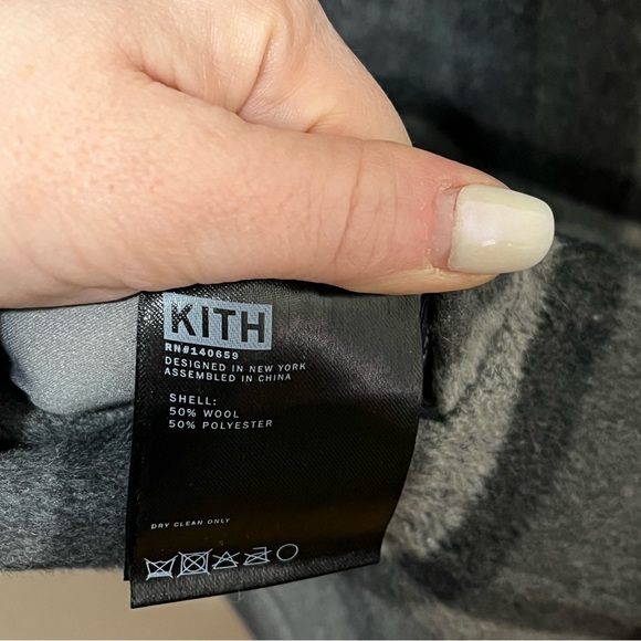KITH Large Check Reversible Becker
Wool Coat- Charcoal Grey KH1176-105 Small - Picture 9 of 10